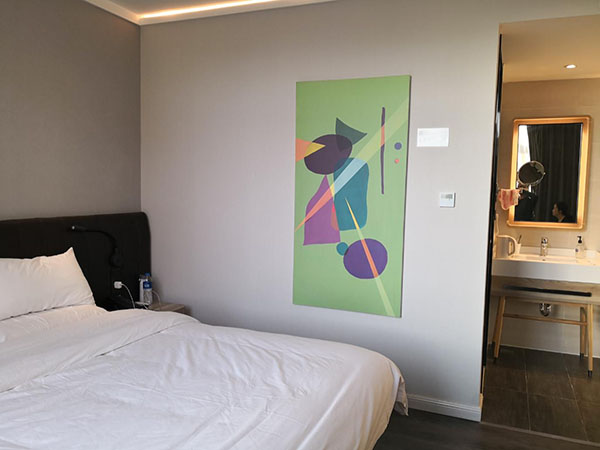 房內設施簡潔、素雅、干凈