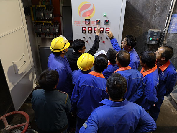 技術人員給客戶認真培訓，設備圓滿運行，客戶驗收